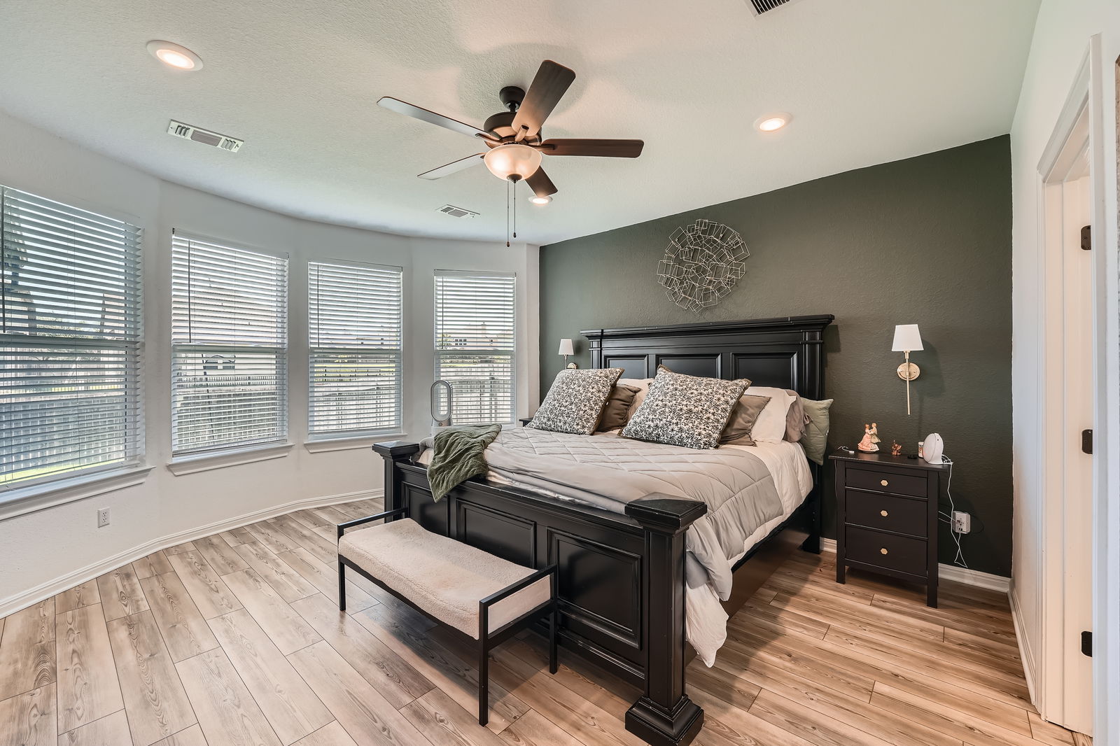 321 Georgia Lace Trail Georgetown, TX 78626 - Photo 12 of 27 Bedroom with light wood finished floors, a ceiling fan, and recessed lighting