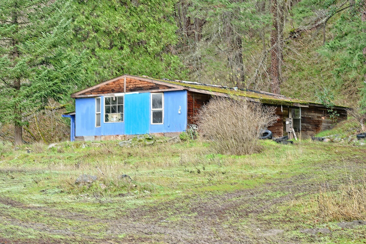 9400 Little Applegate Road Jacksonville, OR 97530 - Photo 10 of 22 10