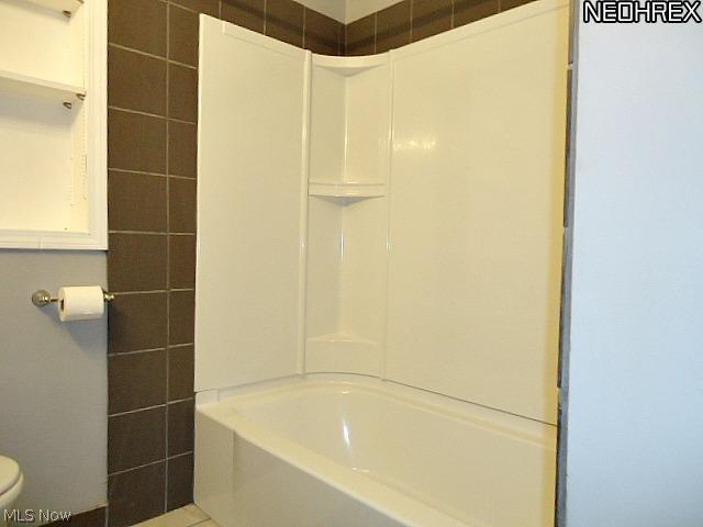667 Rokeby Road Eastlake, OH 44095 - Photo 9 of 13 Gallery Image 9