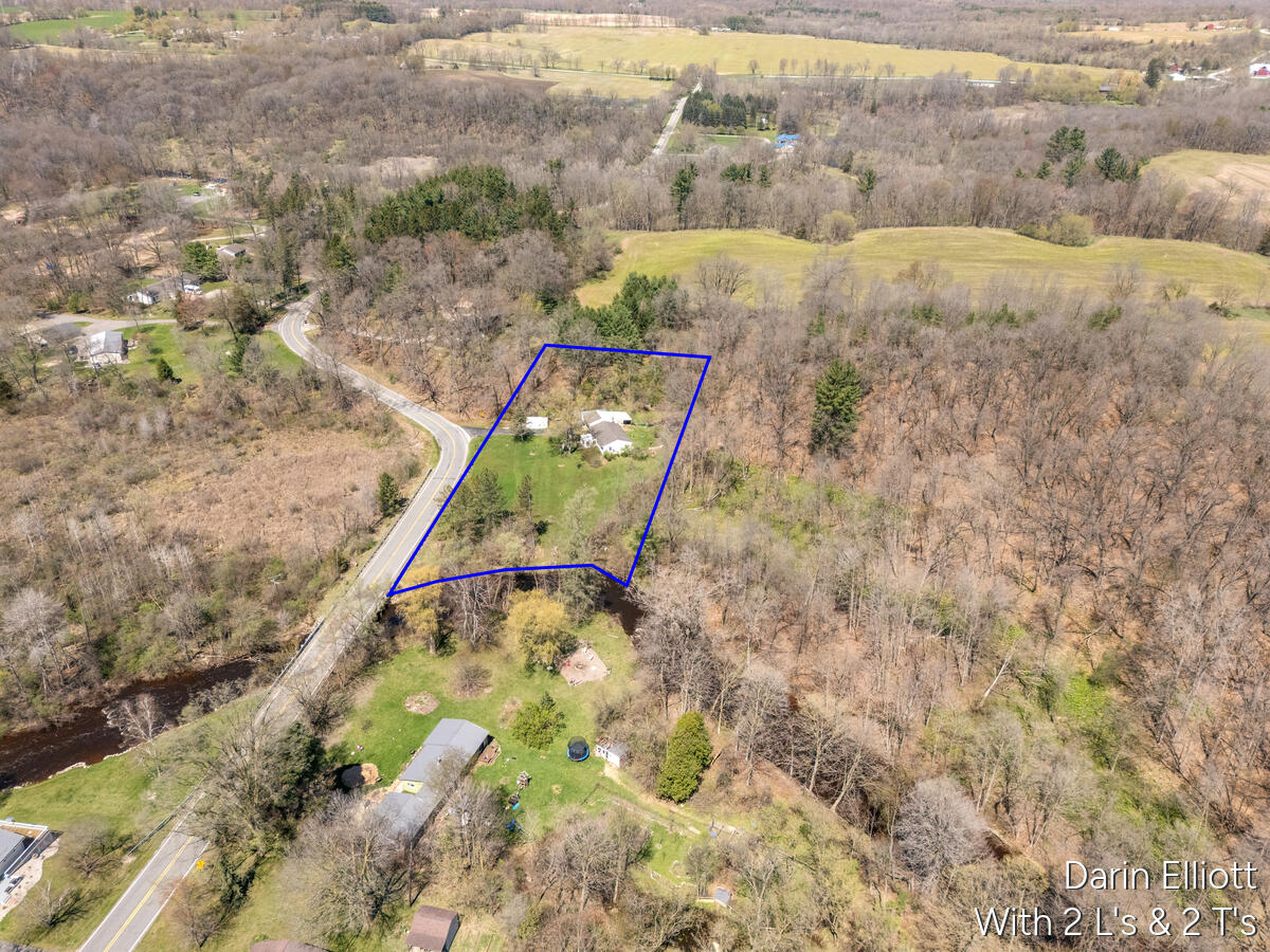 956 Prairie Creek Road Ionia, MI 48846 - Photo 1 of 68