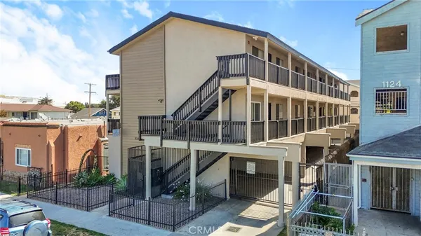 $2,280,000 | 1126 Raymond Avenue, Long Beach, CA 90804