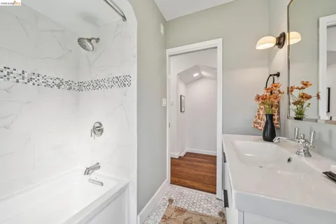 $995,000 | 737 Cary Drive, San Leandro, CA 94577