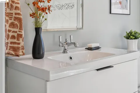 $995,000 | 737 Cary Drive, San Leandro, CA 94577