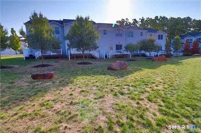 $2,600 | 15 Gianna Drive, Unit 15, Manchester, CT 06042