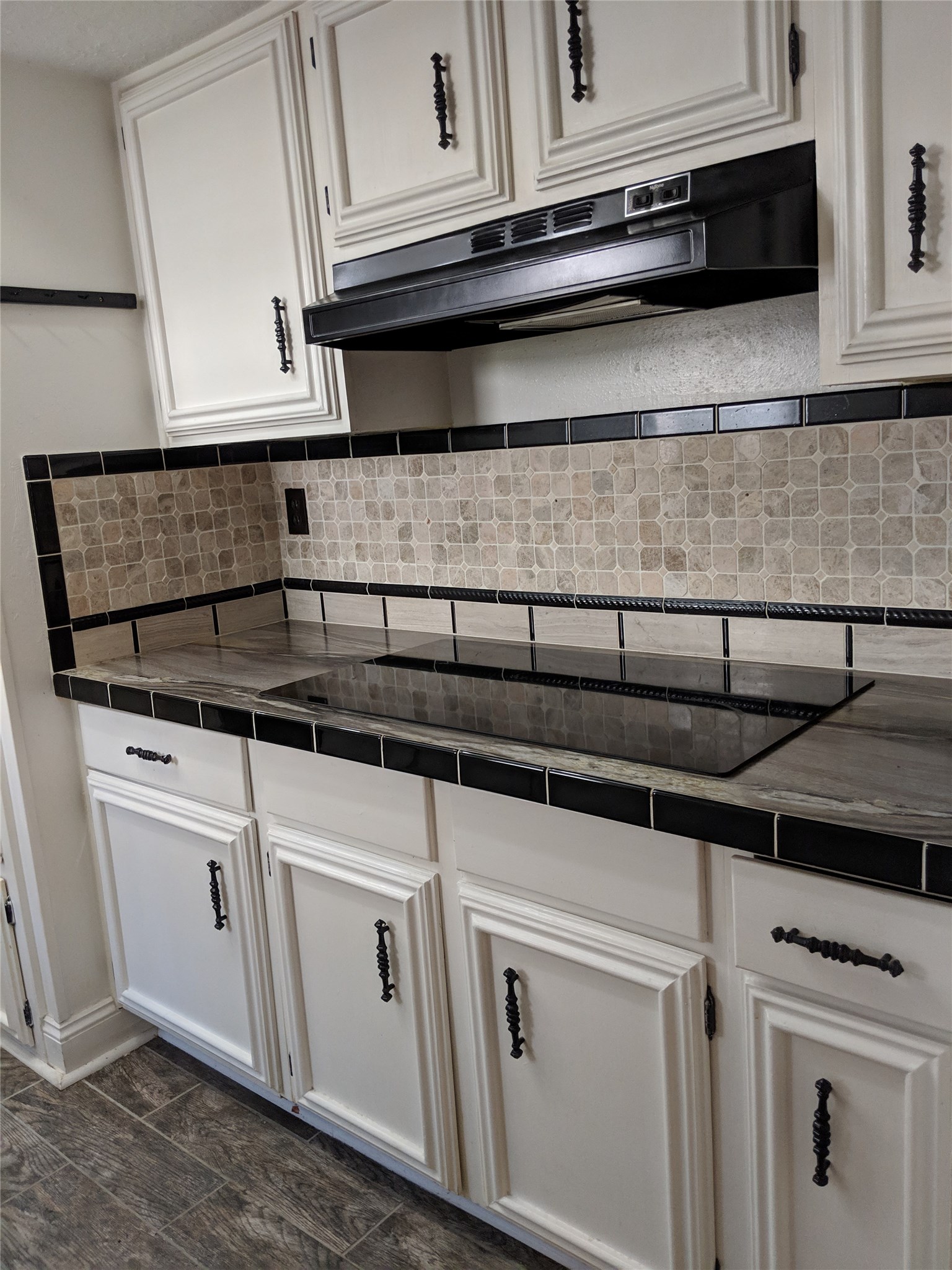 5519 Birchgate Drive Spring, TX 77373 - Photo 9 of 24