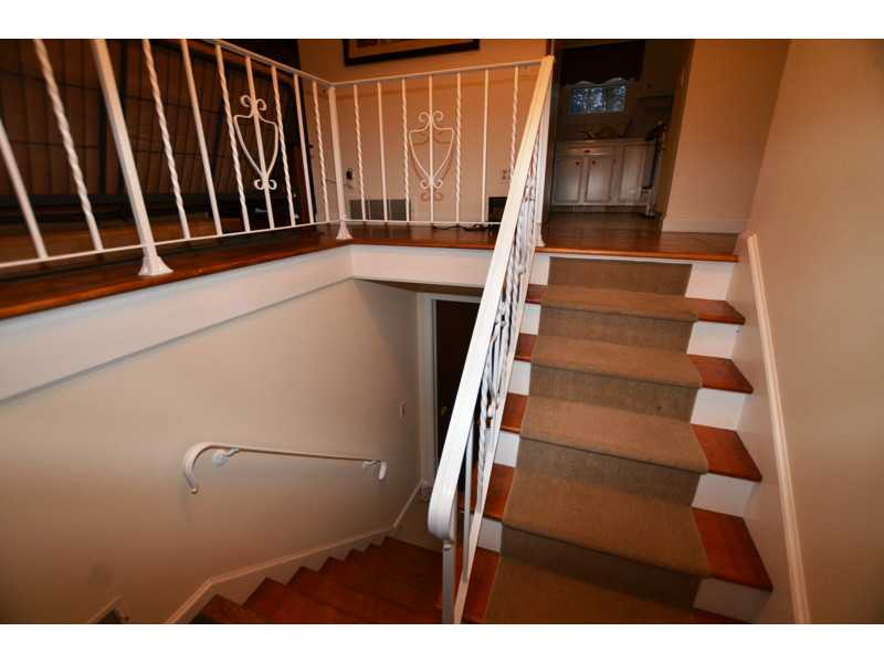 159 Fenner Hill Road Hopkinton, RI 02832 - Photo 9 of 24 Entry.