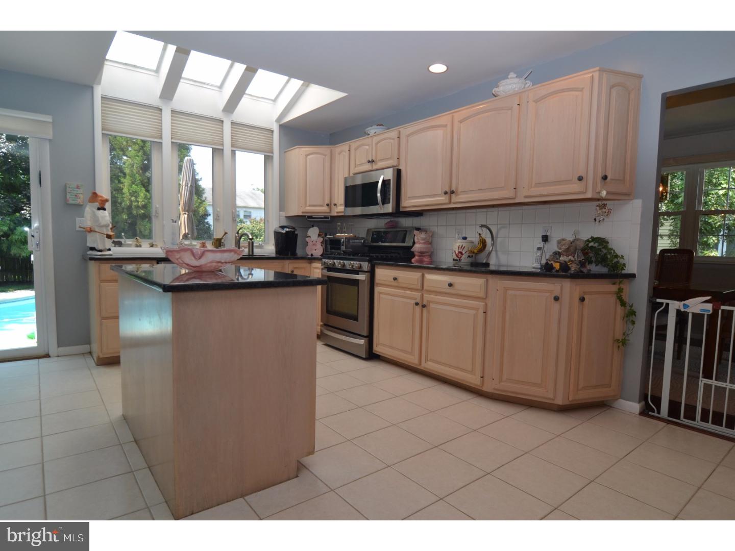 6 Banner Road Cherry Hill, NJ 08003 - Photo 5 of 19