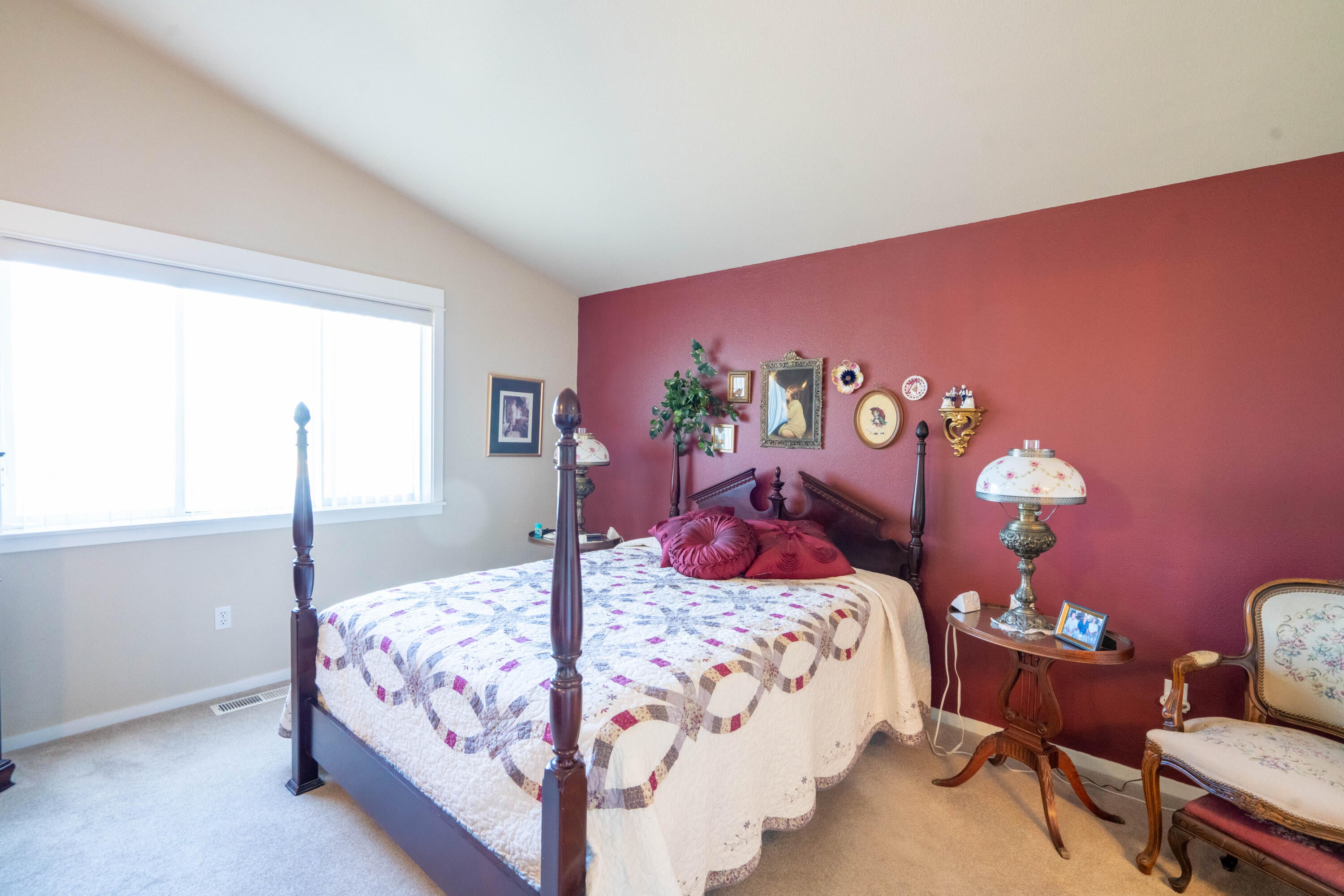 3564 Southwest 29th Street Redmond, OR 97756 - Photo 21 of 37 DSC08565-HDR