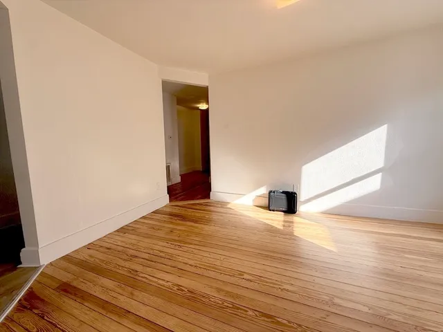 $3,000 | 9-11 Richardson Street, Unit 3, Malden, MA 02148