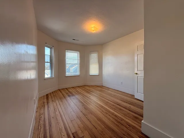 $3,000 | 9-11 Richardson Street, Unit 3, Malden, MA 02148