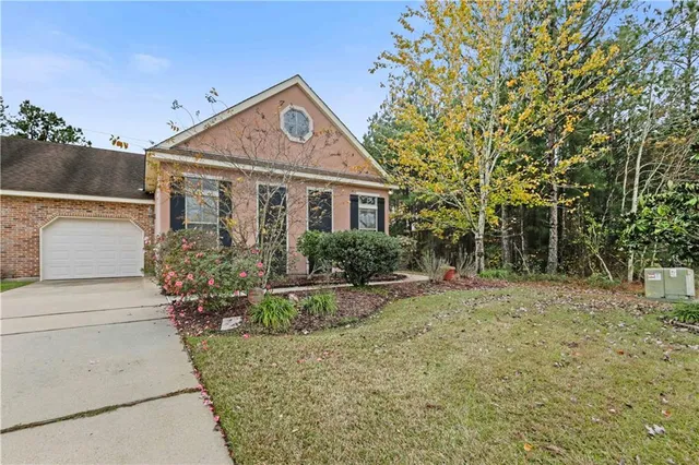 $285,000 | 168 Cross Creek Drive, Unit 34B, Slidell, LA 70461