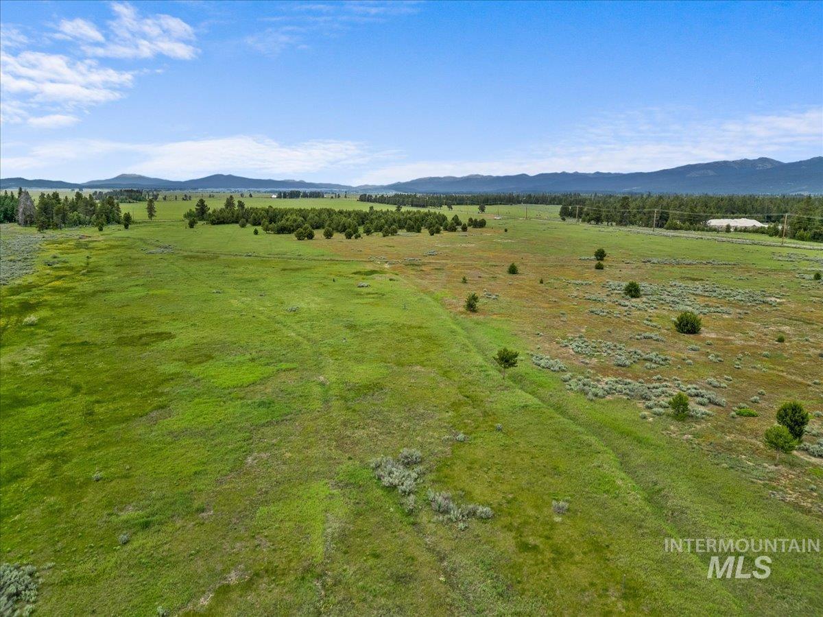 Swc Swc Nisula & Norwood Roads Donnelly, ID 83615 - Photo 8 of 13 View of mountain backdrop with rural landscape and a pastoral area