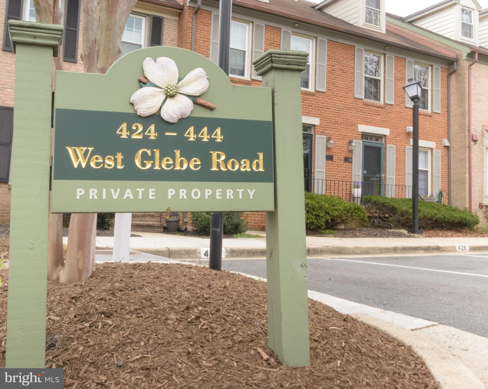 428 West Glebe Road Alexandria, VA 22305 - Photo 23 of 25 a view of a street sign