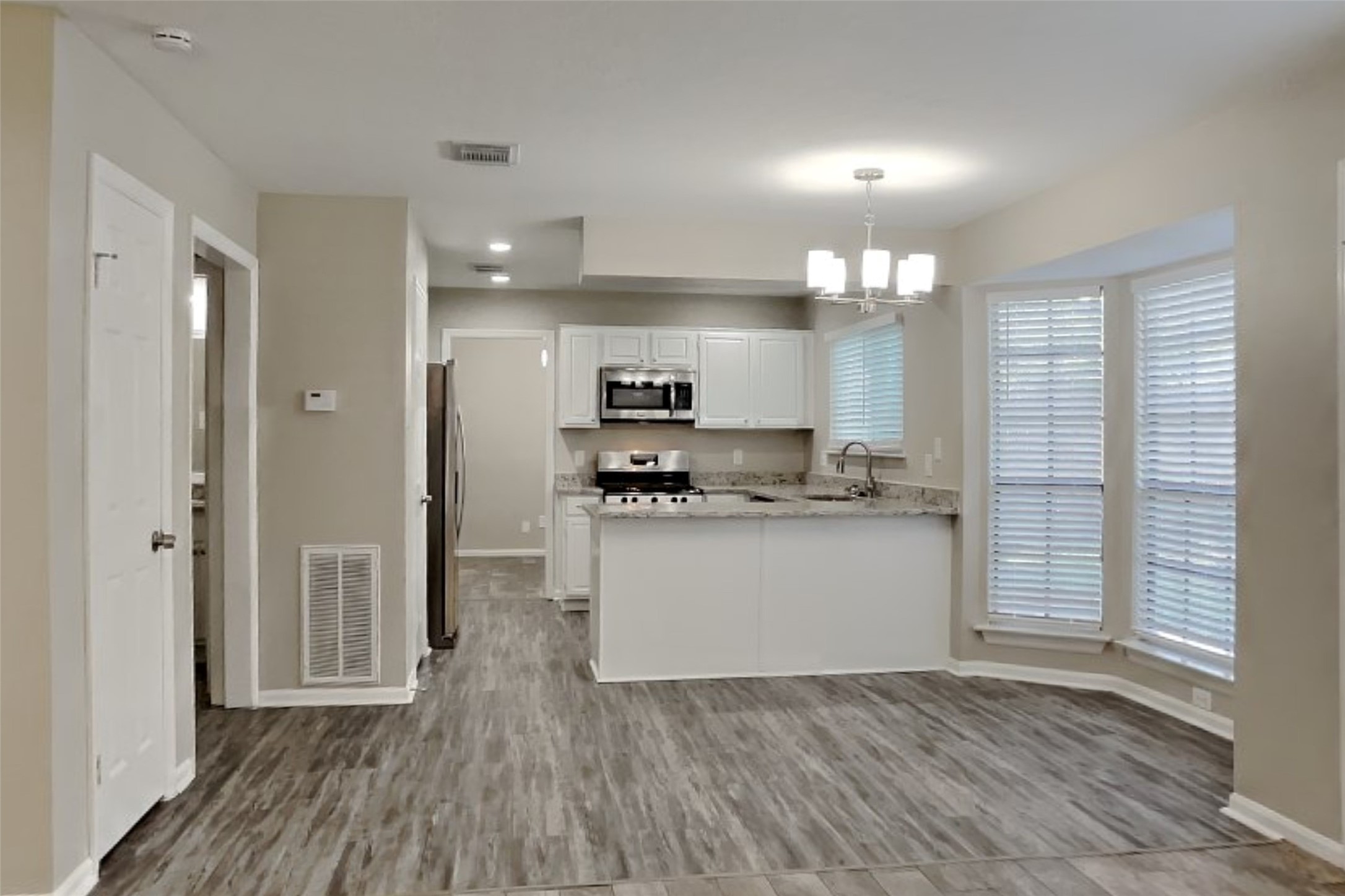 3515 Timothy Lane Richmond, TX 77406 - Photo 5 of 23