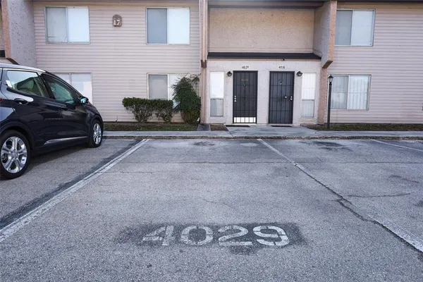 $1,875 | 4029 Henley Road, Unit 1705, Orlando, FL 32839