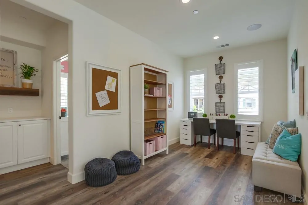 15878 Sarah Ridge Road San Diego, CA 92127 - Photo 13 of 24 Gallery Image 13