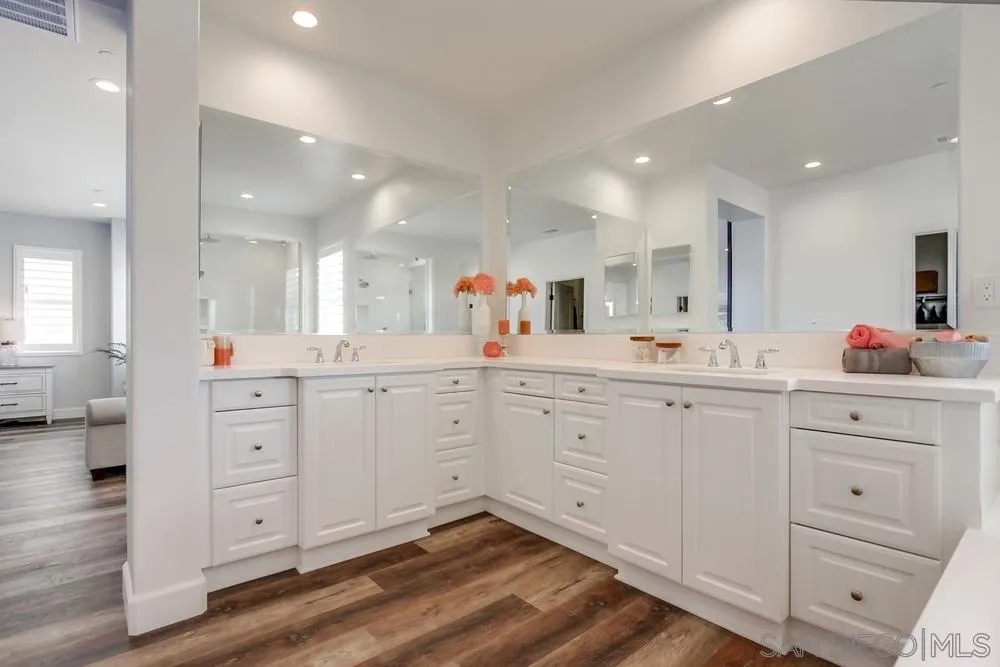 15878 Sarah Ridge Road San Diego, CA 92127 - Photo 18 of 24 Gallery Image 18