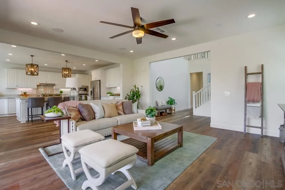 15878 Sarah Ridge Road San Diego, CA 92127 - Photo 4 of 24 Gallery Image 4