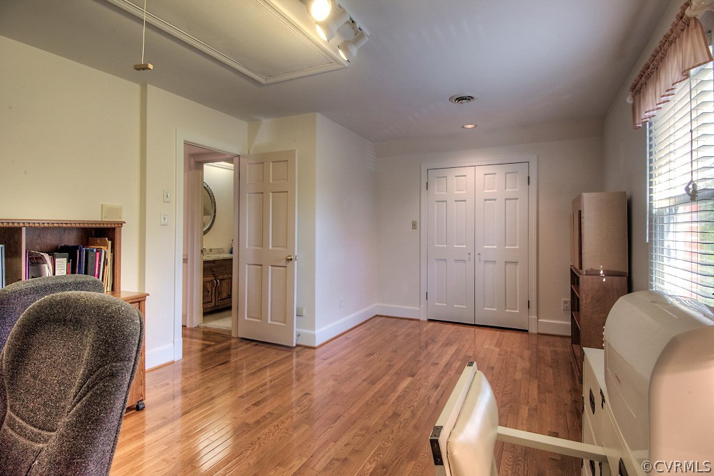 570 Fords Road Manakin-Sabot, VA 23103 - Photo 33 of 50 a view of livingroom with furniture wooden floor and window
