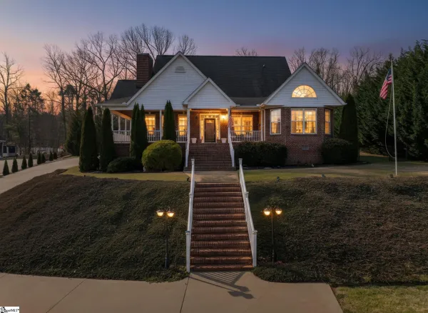 $925,000 | 307 Hala Court, Greenville, SC 29609
