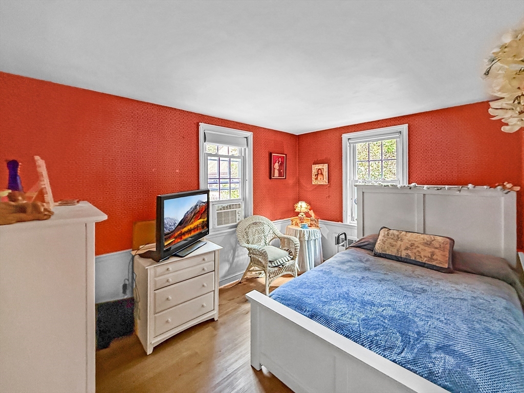 8 Thorndike Road Wakefield, MA 01880 - Photo 20 of 39 Gallery Image 20