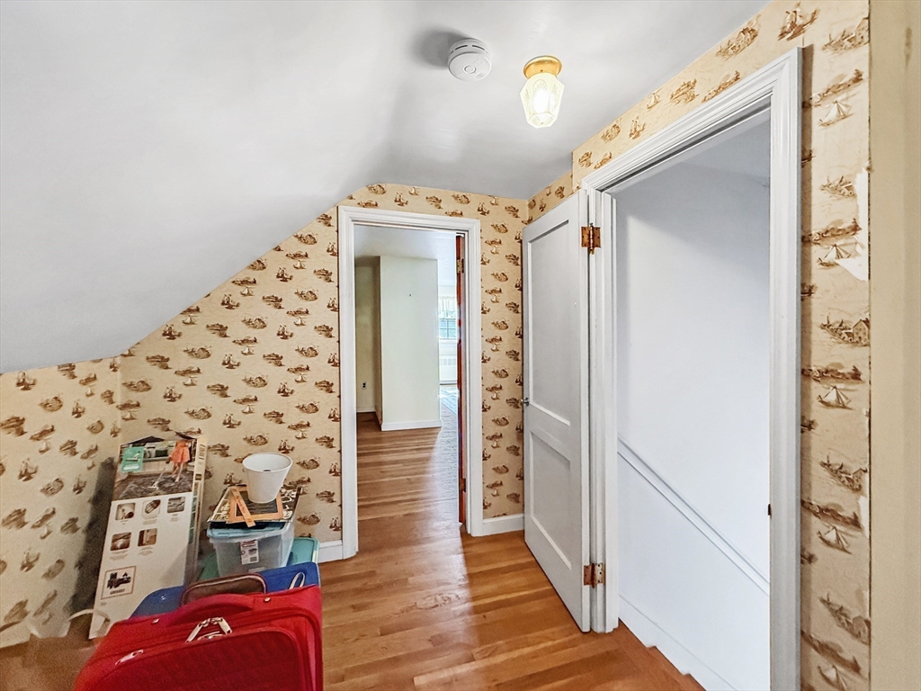 8 Thorndike Road Wakefield, MA 01880 - Photo 23 of 39 Gallery Image 23