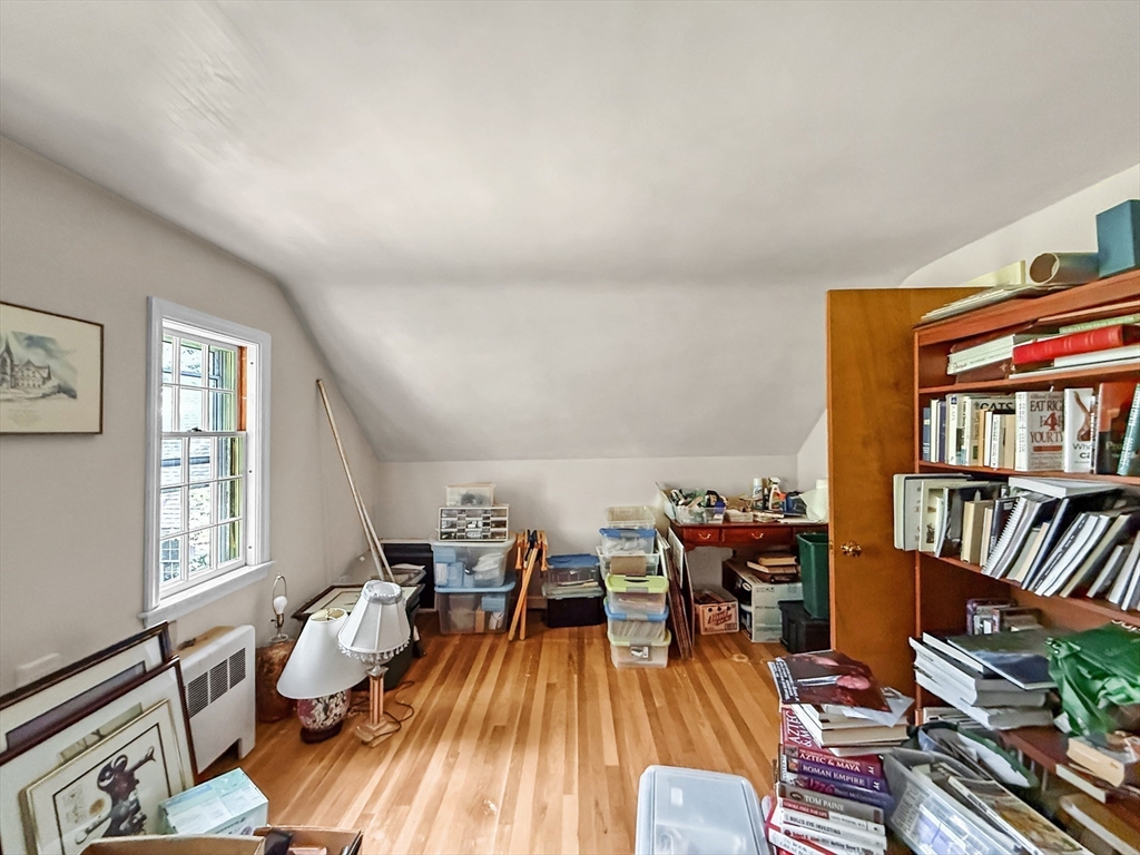 8 Thorndike Road Wakefield, MA 01880 - Photo 27 of 39 Gallery Image 27