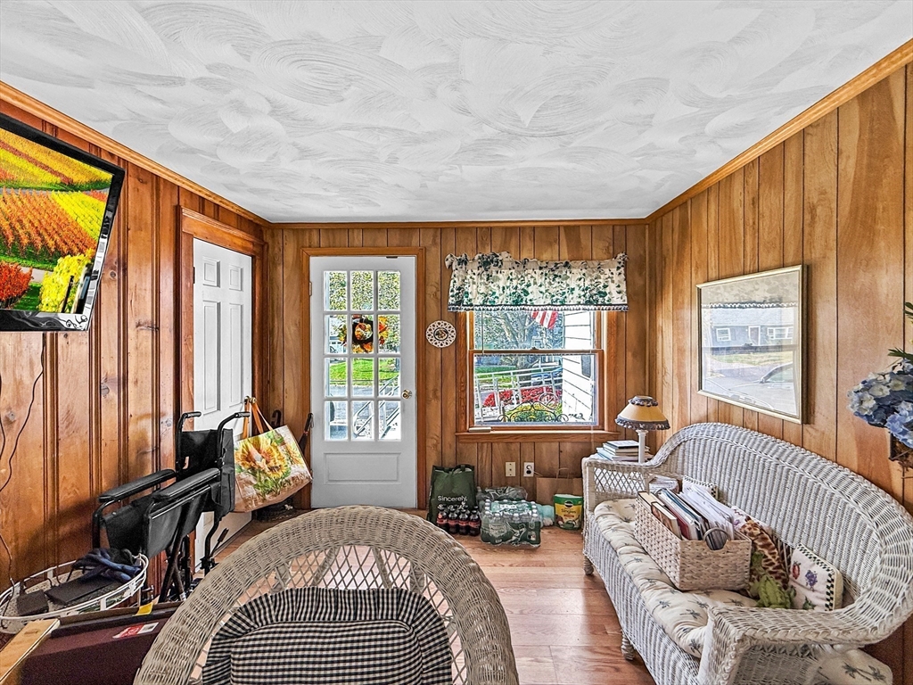 8 Thorndike Road Wakefield, MA 01880 - Photo 30 of 39 Gallery Image 30