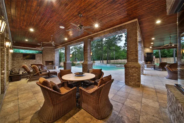 $1,800,000 | 6803 Star Ledge Court, Spring, TX 77389