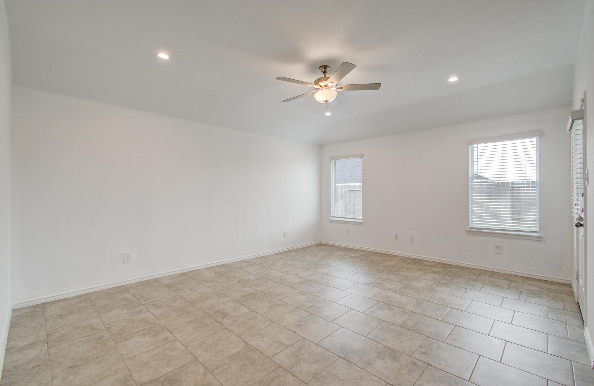 1206 Cattle Chute Court Rosharon, TX 77583 - Photo 28 of 40 Gallery Image 28