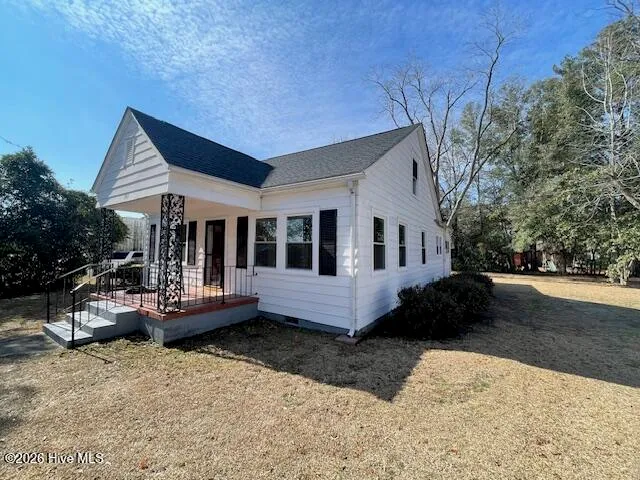 $218,000 | 203 Allen Street, Elizabethtown, NC 28337