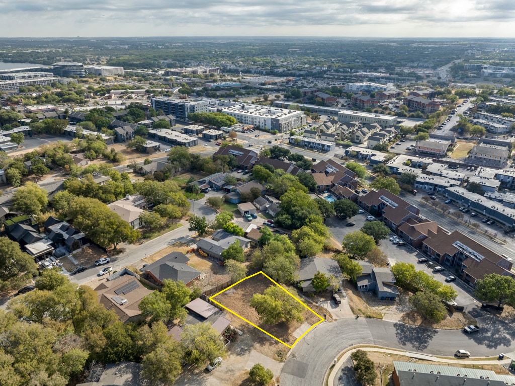 1920 Valley Hill Circle Austin, TX 78741 - Photo 4 of 5 an aerial view of a city