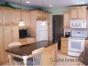 190 Golf Road Springfield, IL 62704 - Photo 11 of 24