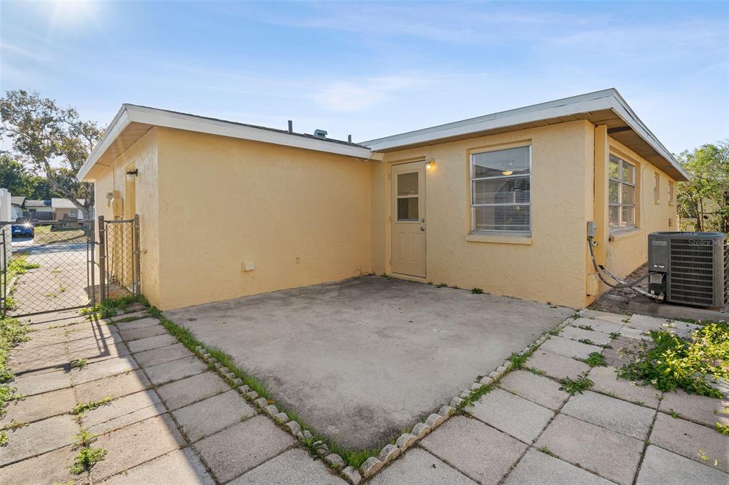 5054 School Road New Port Richey, FL 34653 - Photo 33 of 42