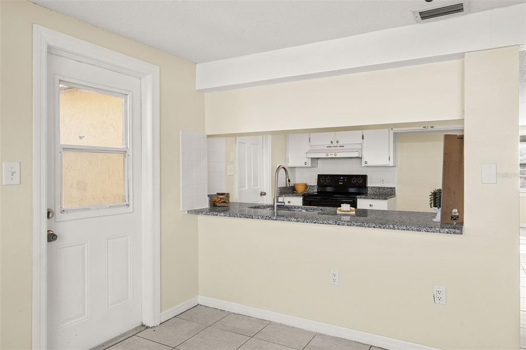 5054 School Road New Port Richey, FL 34653 - Photo 7 of 42