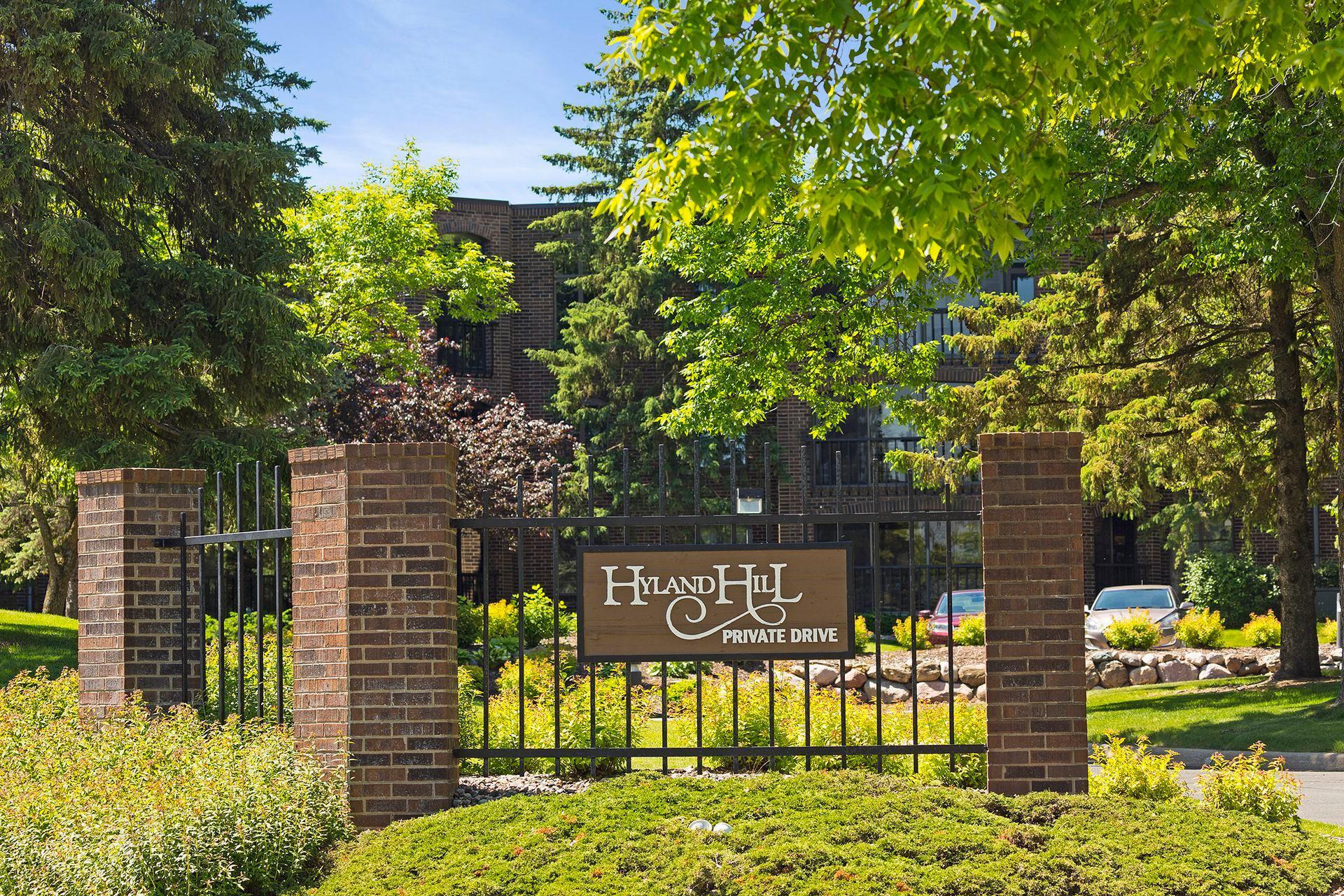 8400 Pennsylvania Road, Unit 125 Bloomington, MN 55438 - Photo 2 of 38
