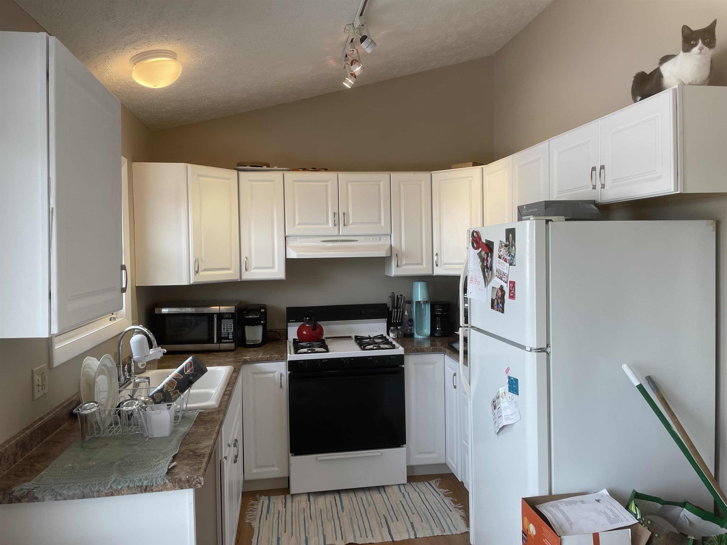 8263 Kingsley Road Kingsley, MI 49649 - Photo 9 of 30 1909461-8.JPG