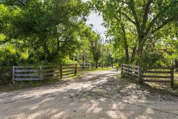 $450,000 | 8096 Southwest Golden Glade Avenue, Arcadia, FL 34266