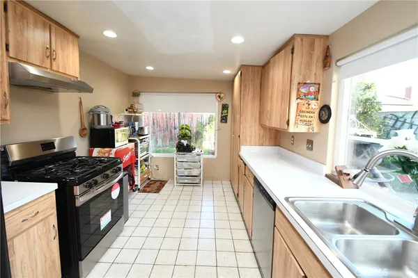 $848,900 | 20002 Tajauta Avenue, Carson, CA 90746