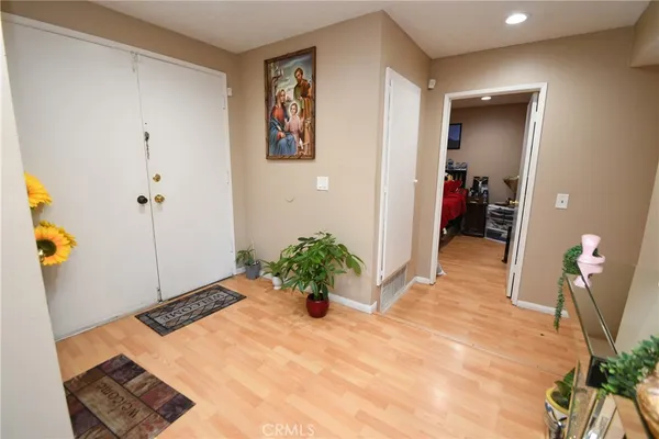 $848,900 | 20002 Tajauta Avenue, Carson, CA 90746