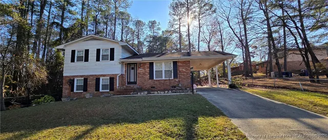$230,000 | 2532 Sourwood Drive, Fayetteville, NC 28301