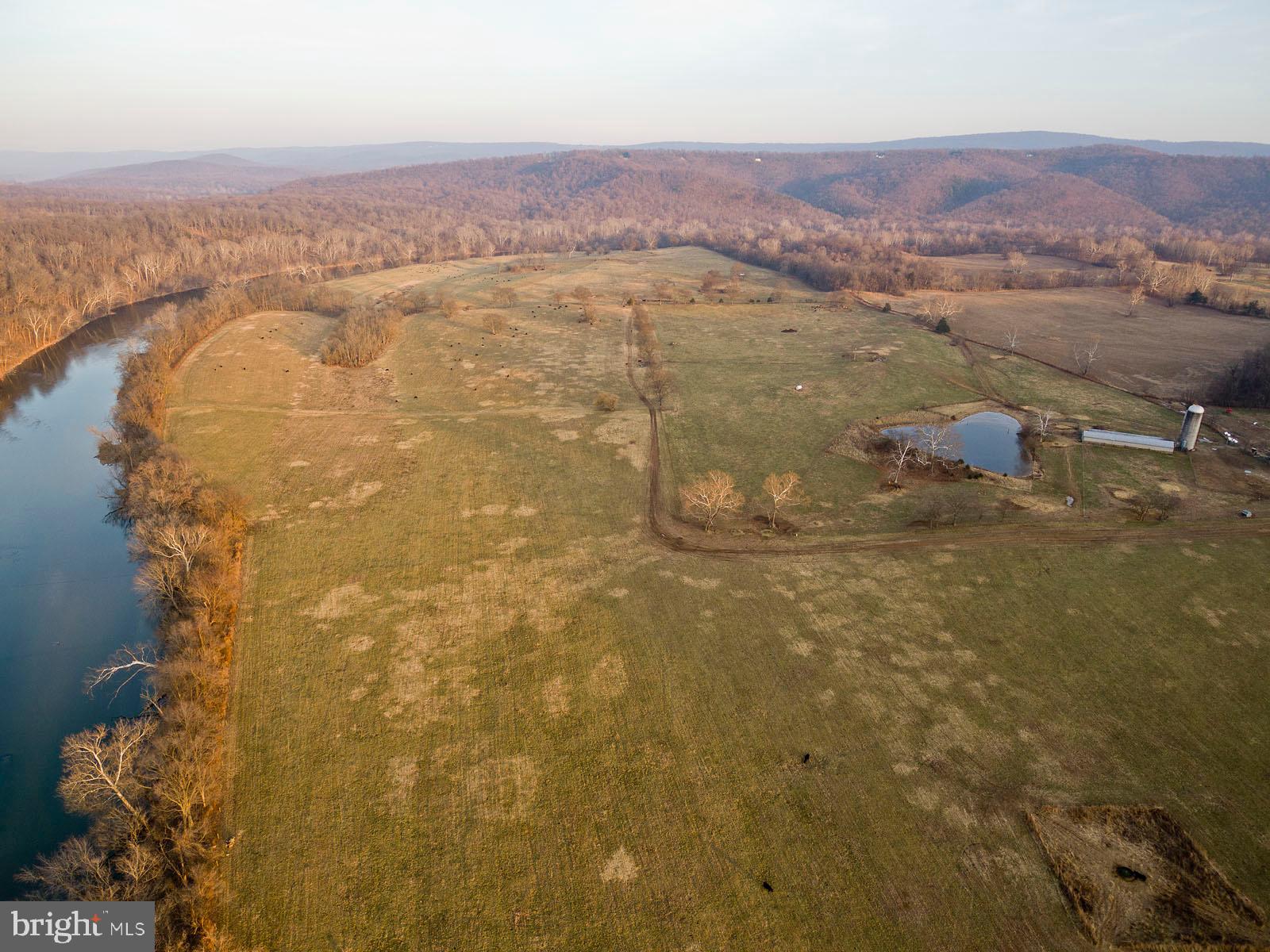 1352 Tilthammer Mill Road Boyce, VA 22620 - Photo 4 of 53 Gallery Image 4