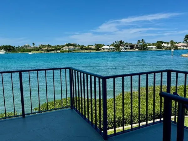 $6,000 | 755 Saturn Street, Unit E201, Jupiter, FL 33477