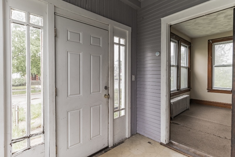 8854 South May Street Chicago, IL 60620 - Photo 6 of 26