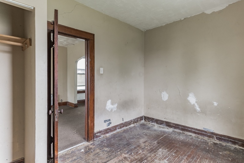 8854 South May Street Chicago, IL 60620 - Photo 10 of 26