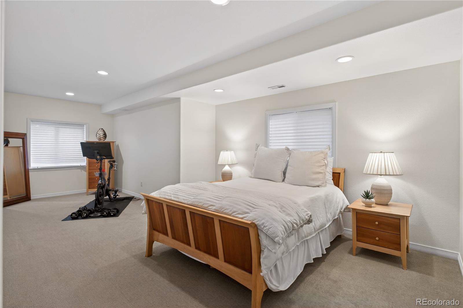 10663 Sundial Rim Road Highlands Ranch, CO 80126 - Photo 42 of 49 Gallery Image 42