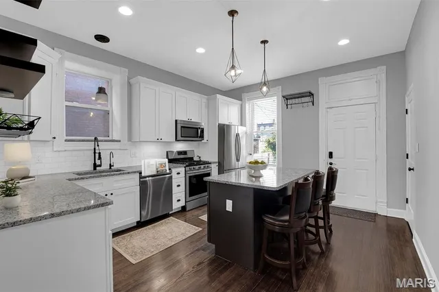 $294,900 | 2212 Indiana Avenue, St. Louis, MO 63104