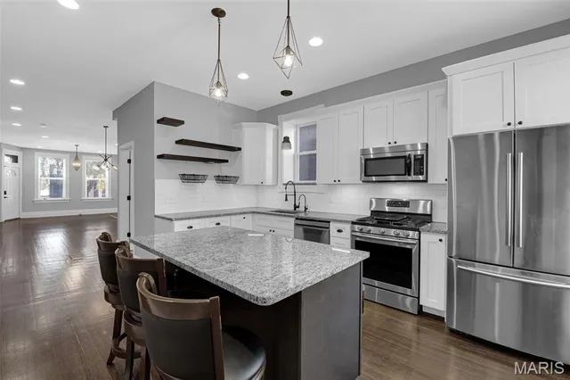 $294,900 | 2212 Indiana Avenue, St. Louis, MO 63104