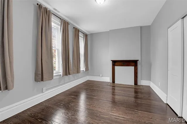 $294,900 | 2212 Indiana Avenue, St. Louis, MO 63104