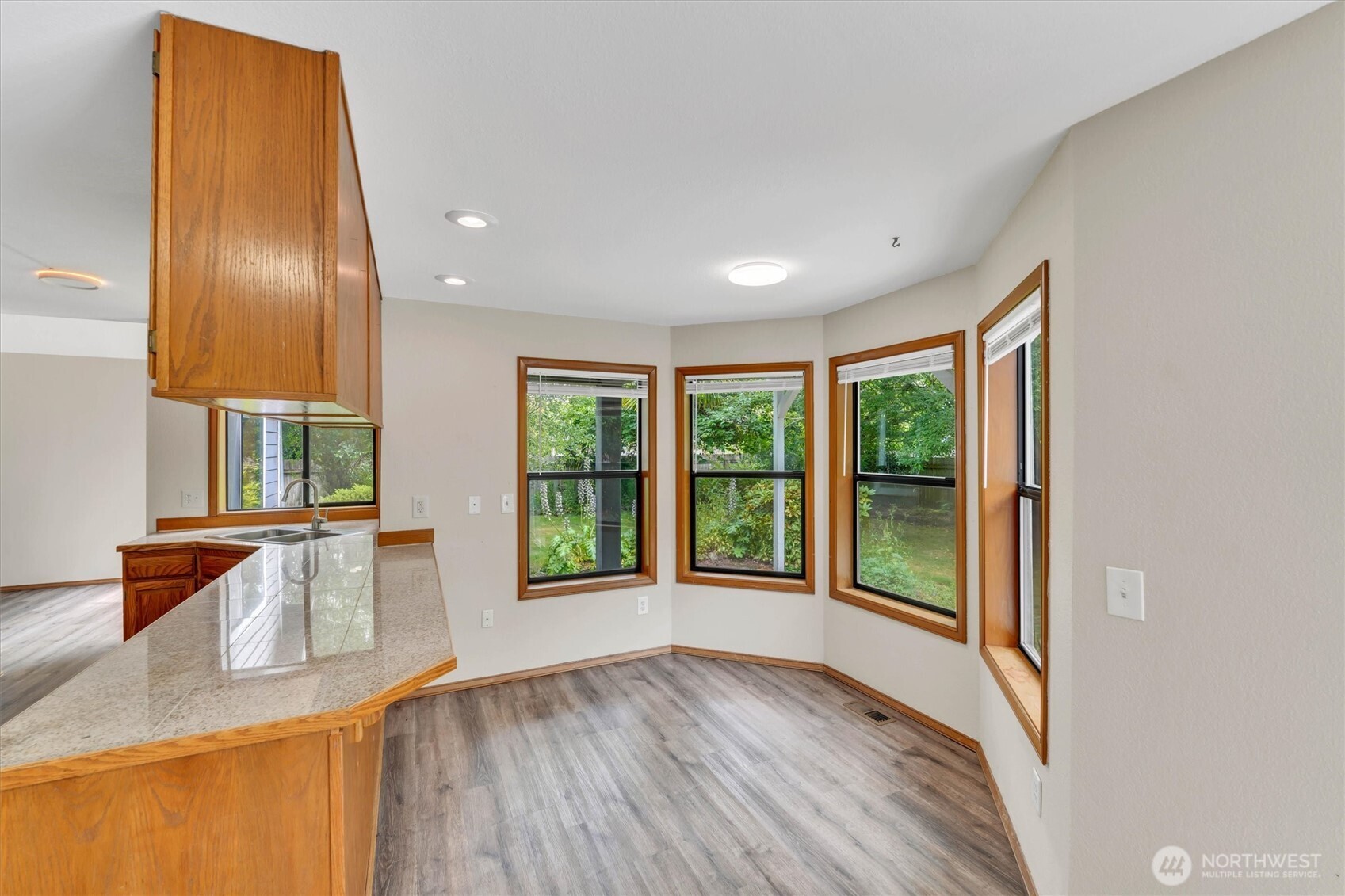 205 Spring Place Enumclaw, WA 98022 - Photo 13 of 38 Gallery Image 13